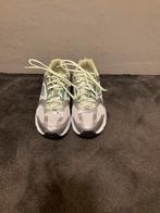 New Balance 530, Ophalen of Verzenden, Zo goed als nieuw, Jongetje of Meisje, Schoentjes