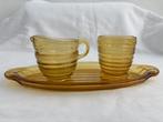 Art Deco roomstel geel persglas (driedelig)., Antiek en Kunst, Antiek | Glas en Kristal, Ophalen of Verzenden