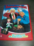 Bassie & Adriaan Het Geheim Van De Schatkaart 1 nieuw (2015), Cd's en Dvd's, Avontuur, Verzenden, Alle leeftijden, Zo goed als nieuw