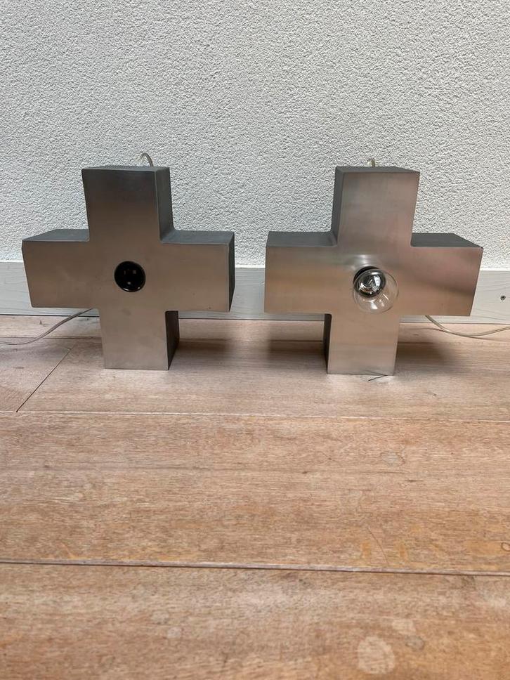 RVS design wandlampen MOOT, 2 stuks voor 1 prijs, Huis en Inrichting, Lampen | Wandlampen, Zo goed als nieuw, Ophalen