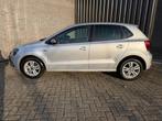 Volkswagen Polo 1.0 MPI 75-PK / BLEUMOTION / LOUNGE UITVOERI, Auto's, Volkswagen, Stof, Gebruikt, Zwart, Bedrijf