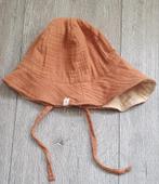 Baby zomerhoedje Lil Atelier 6 - 9 maanden hoofdomtrek 45/47, Gebruikt, Jongetje of Meisje, Overige maten, Ophalen of Verzenden