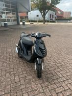 Zip 50cc 2t malossi TERUIL, Fietsen en Brommers, Scooters | Piaggio, Ophalen, Tweetakt, Zip, Zo goed als nieuw