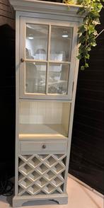 Boeken-wijnkast. Brocante uitstraling., Huis en Inrichting, Kasten | Buffetkasten, Glas, 150 tot 200 cm, 25 tot 50 cm, Brocant