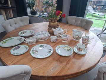 Churchill Servies - 8 persoons, Uitstekende staat beschikbaar voor biedingen