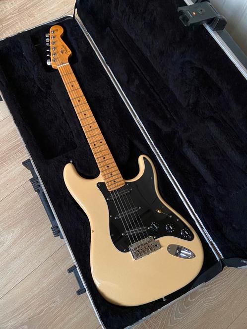 2010 Fender American Standard Stratocaster Dimarzio, Muziek en Instrumenten, Snaarinstrumenten | Gitaren | Elektrisch, Gebruikt