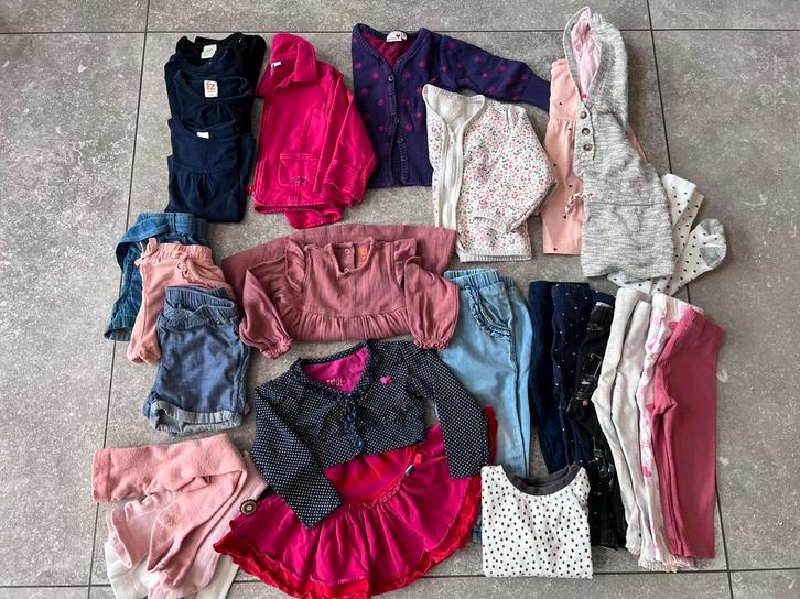 Kledingpakket maat 74-80 meisje 23 stuks, Kleding | Dames, Dames-kledingpakketten, Zo goed als nieuw, Maat 38/40 (M), Ophalen of Verzenden