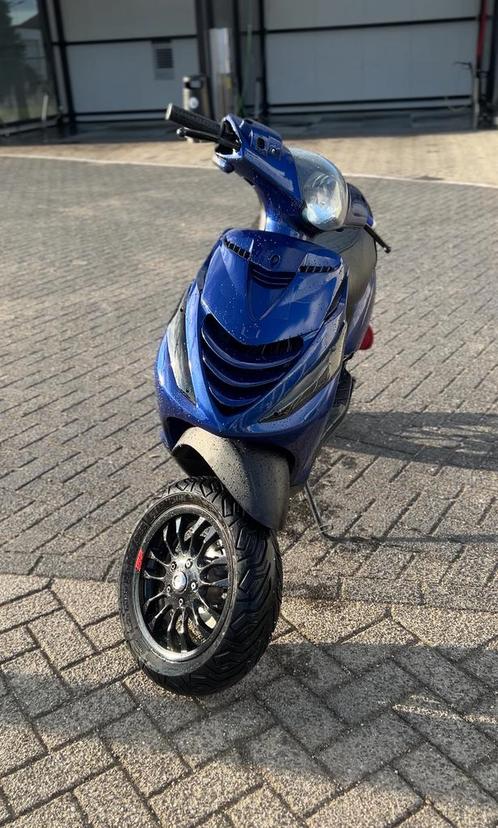 Zip 180 waardepeiling, Fietsen en Brommers, Scooters | Piaggio, Zo goed als nieuw, Zip, Ophalen