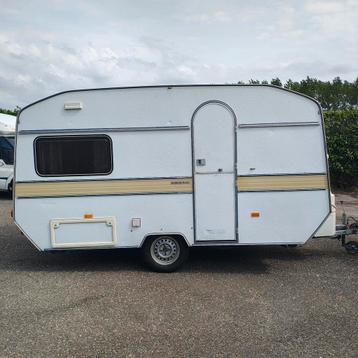 Leuke roller caravan goedkoop op vakantie. Nieuwe adv 3/6 beschikbaar voor biedingen