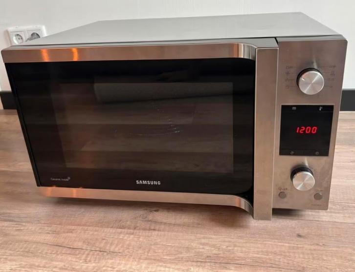 Samsung Combimagnetron, Witgoed en Apparatuur, Magnetrons, Gebruikt, Vrijstaand, Combimagnetron, 45 tot 60 cm, Grill, Hete lucht