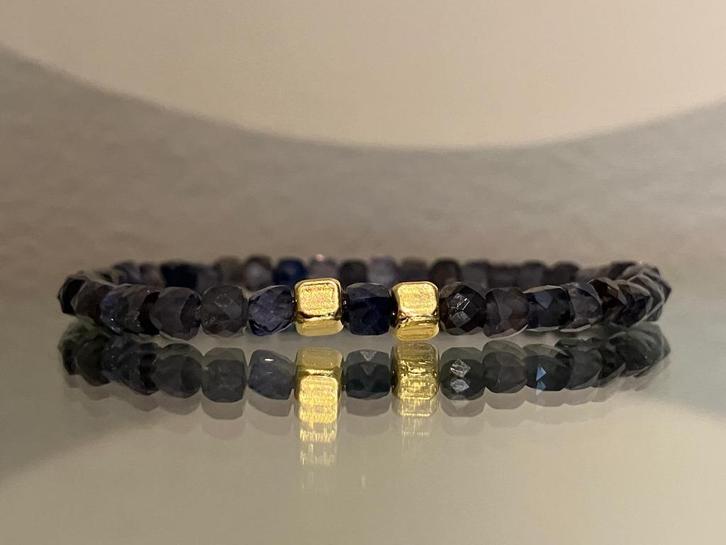 Edelsteen armband met ioliet, Sieraden, Tassen en Uiterlijk, Edelstenen, Nieuw, Verzenden