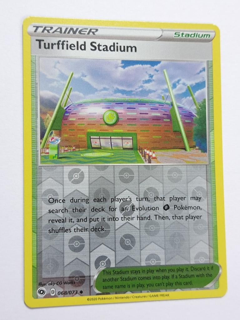 Pokémon - Champions Path - Turffield Stadium - 068/073, Hobby en Vrije tijd, Verzamelkaartspellen | Pokémon, Verzenden, Zo goed als nieuw