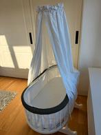 Vintage wieg met nieuw matras en hemeltje, Kinderen en Baby's, Babywiegjes en Ledikanten, Ophalen, Zo goed als nieuw, Wieg