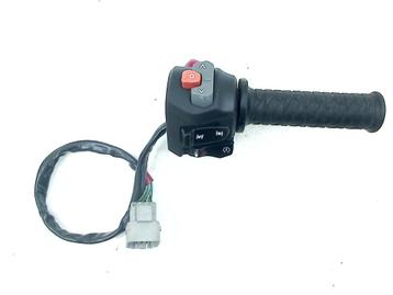 STUURSCHAKELAAR RECHTS Kymco CV3 2023 (3515A-AGJ5-E00) beschikbaar voor biedingen