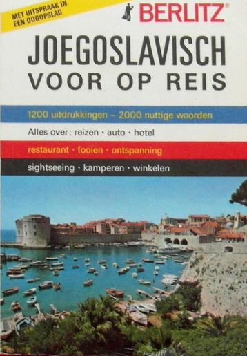 Taalgids Joegoslavisch op reis (Berlitz) beschikbaar voor biedingen