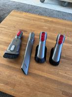 4x Dyson hulpstukken . opzetstukken , zuigmond , borstel ., Ophalen of Verzenden, Zo goed als nieuw