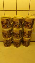 9 mokken met beren erop., Huis en Inrichting, Keuken | Servies, Ophalen of Verzenden, Aardewerk, Overige stijlen, Kop(pen) en/of Schotel(s)