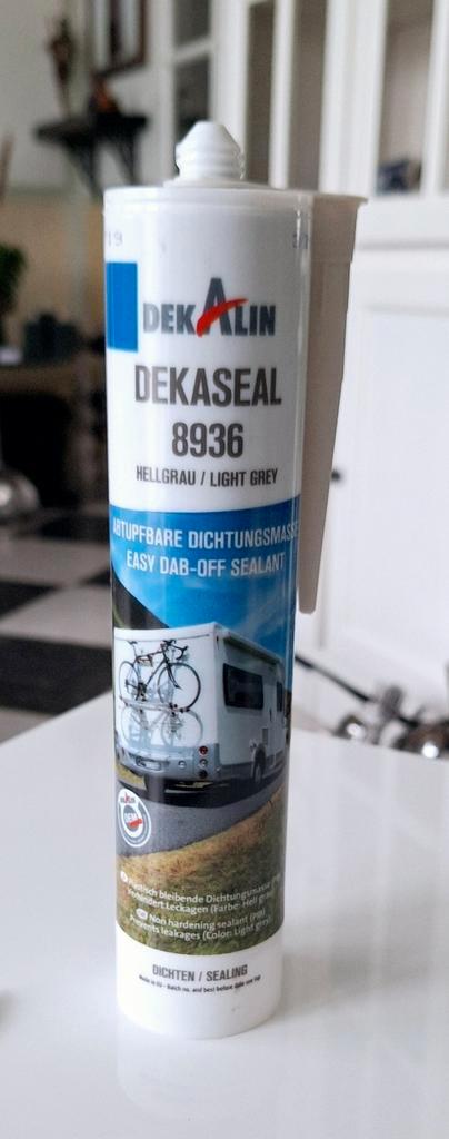 Nieuwe DEKASEAL 8936 licht grijs, Doe-het-zelf en Verbouw, Verf, Beits en Lak, Nieuw, Verf, Minder dan 5 liter, Grijs, Ophalen of Verzenden