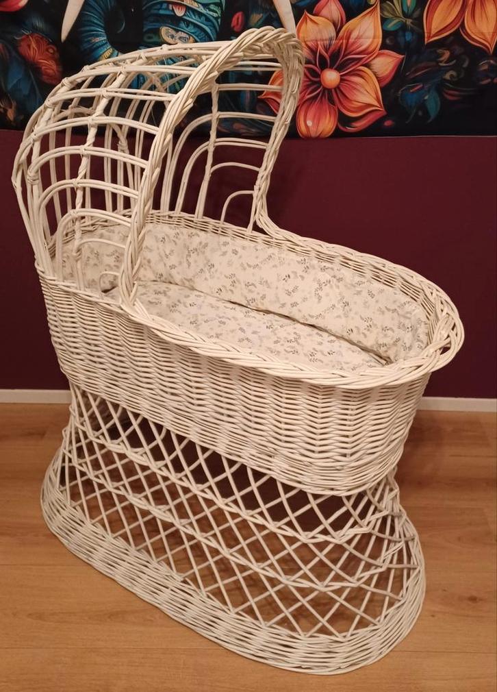 Rotan wieg, Kinderen en Baby's, Babywiegjes en Ledikanten, Gebruikt, Wieg, Ophalen