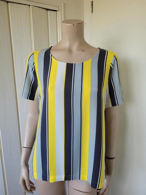 Sandwich shirt maat 38/M, Kleding | Dames, Tops, Zo goed als nieuw, Maat 38/40 (M), Overige kleuren, Korte mouw, Ophalen of Verzenden