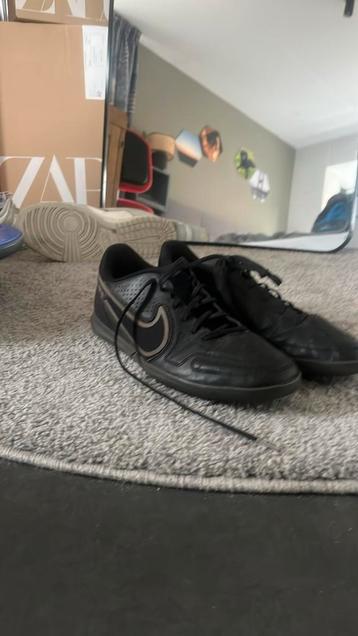 Nike tiempo voetbal schoenen maat 44 beschikbaar voor biedingen