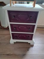 Kastje geschilderd, H=74cm, Ophalen, Overige materialen, Gebruikt, 50 tot 100 cm