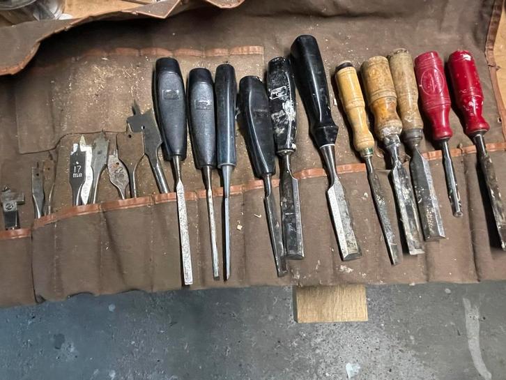 Set van diverse beitels en boren, Doe-het-zelf en Verbouw, Gereedschap | Handgereedschap, Gebruikt, Ophalen of Verzenden