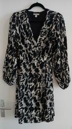 Overslag jurk mt L zwart wit met touwtje en knoopje H&M, H&M, Zwart, Maat 42/44 (L), Ophalen of Verzenden