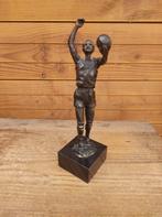 Brons Beeldje Volleyballer, Antiek en Kunst, Ophalen of Verzenden