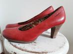 TAMARIS schoenen pumps maat 41 rood, Tamaris, Pumps, Ophalen of Verzenden, Zo goed als nieuw