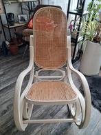 Vintage Schommelstoel met Rotan Zitting, Antiek en Kunst, Antiek | Meubels | Stoelen en Banken, Ophalen of Verzenden