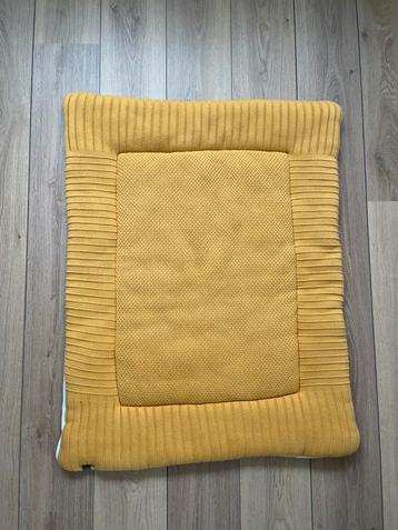 Boxkleed okergeel. Zo goed als nieuw! beschikbaar voor biedingen