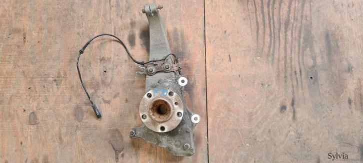 Fusee linksvoor BMW 5 / 6 serie F10 F11 F18 F06 F12 F13, Auto-onderdelen, Ophanging en Onderstel, Gebruikt, Ophalen of Verzenden