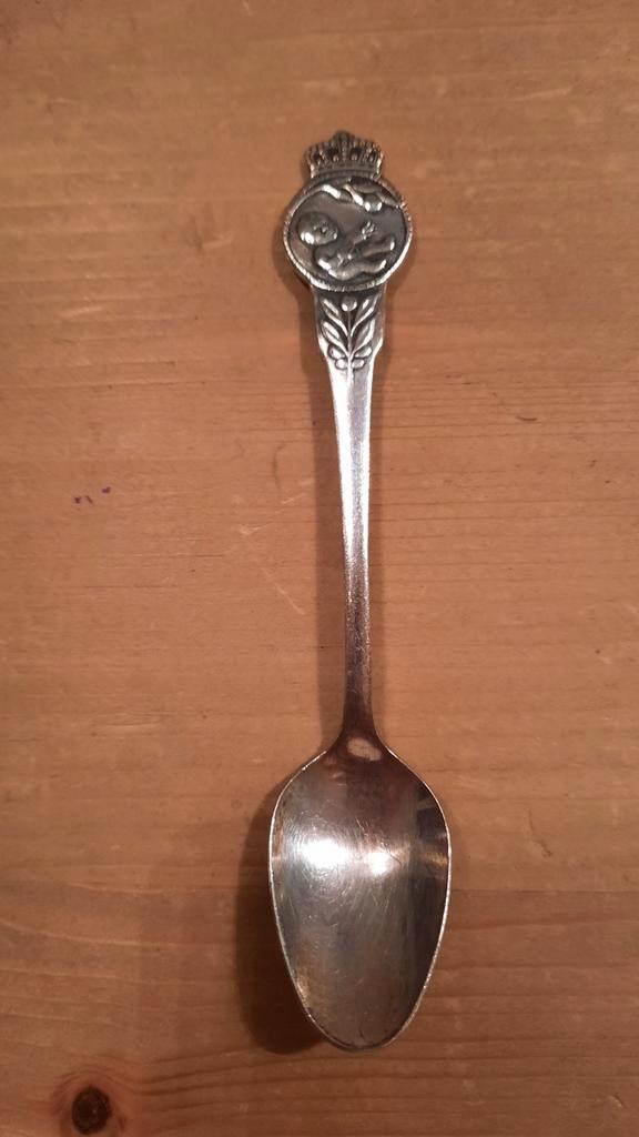 Theelepel geboorte koning  Willem Alexander  1967, Antiek en Kunst, Antiek | Bestek, Ophalen of Verzenden