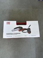 Fiat handkettingzaag op accu, Doe-het-zelf en Verbouw, Gereedschap | Zaagmachines, Minder dan 30 mm, Kettingzaag, Nieuw, 600 tot 1200 watt