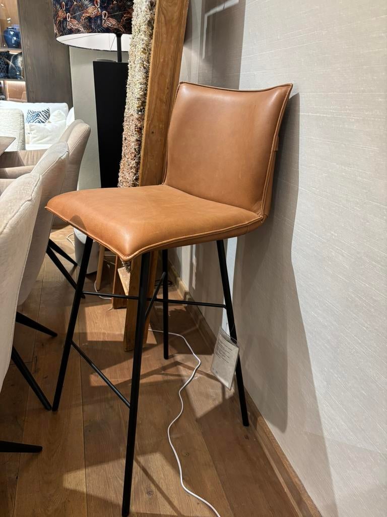 Barstoel Leer, Ophalen, 60 tot 90 cm, Leer, Zo goed als nieuw