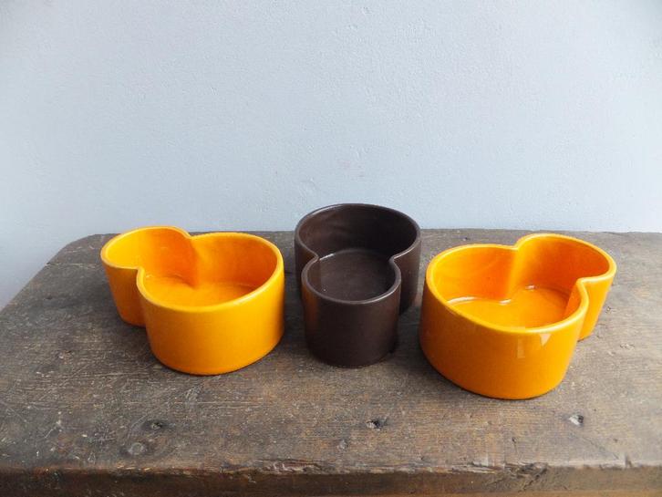 dubbele bloem- cactuspotjes jaren 70 vintage bruin oranje, Antiek en Kunst, Curiosa en Brocante, Ophalen