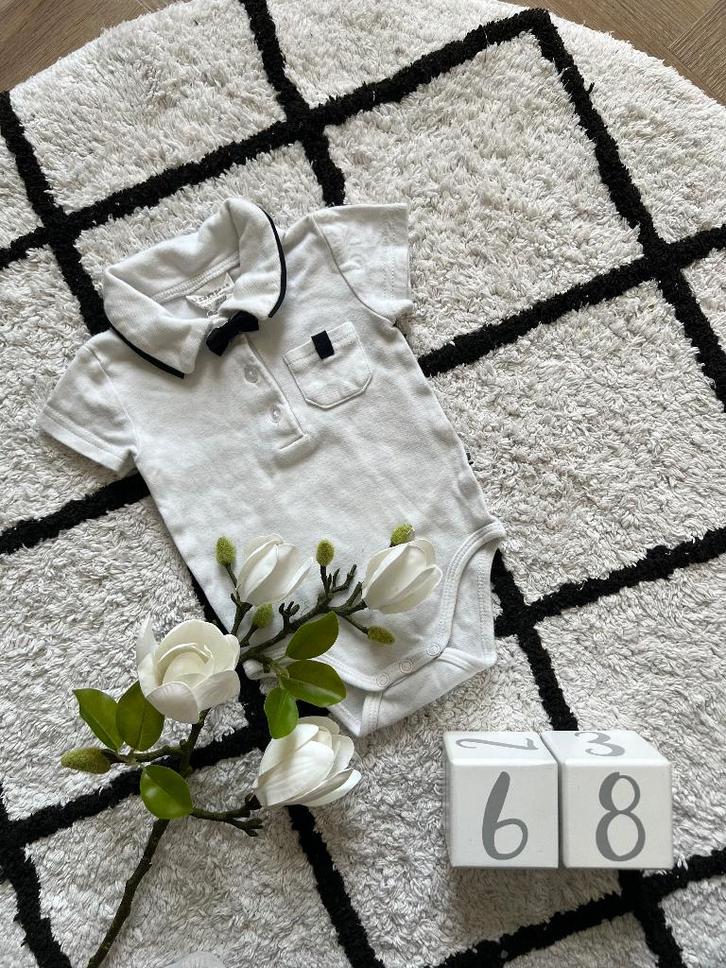 Heel goed wit tuxedo romper baby 68 kerst strik #mrb86size68, Kinderen en Baby's, Babykleding | Maat 68, Zo goed als nieuw, Jongetje of Meisje