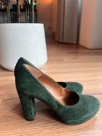 Pumps donkergroen suede Tamaris maat 41, Tamaris, Pumps, Ophalen of Verzenden, Zo goed als nieuw