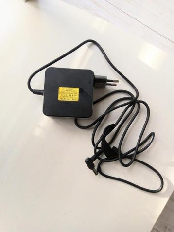 ASUS ADP 65 DW C19V adapter/voeding oplader beschikbaar voor biedingen