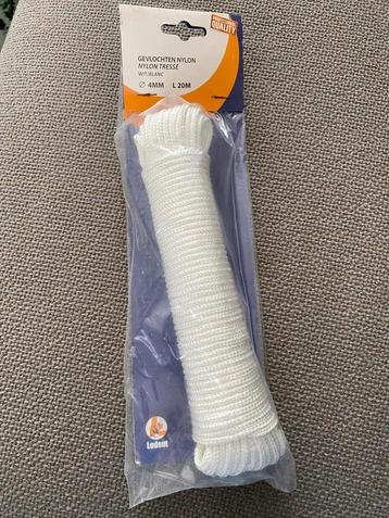 Gevlochten nylon touw 20 meter beschikbaar voor biedingen