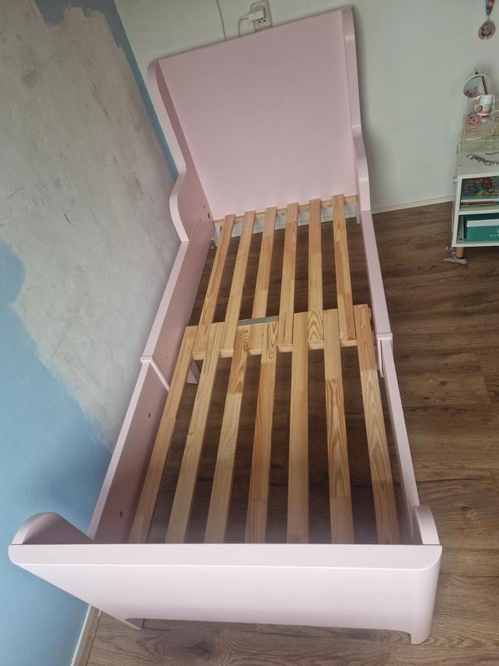 Ikea Busunge meegroeibed met kast, Kinderen en Baby's, Kinderkamer | Complete kinderkamers, Gebruikt, Jongetje of Meisje, Ophalen