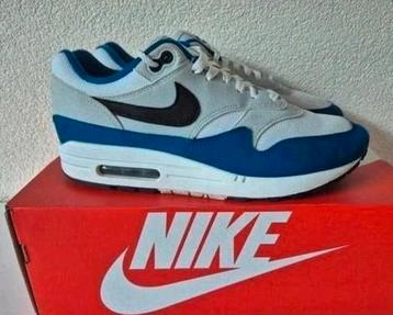 Nike Air Max 1 Deep Royal Blue (42) beschikbaar voor biedingen