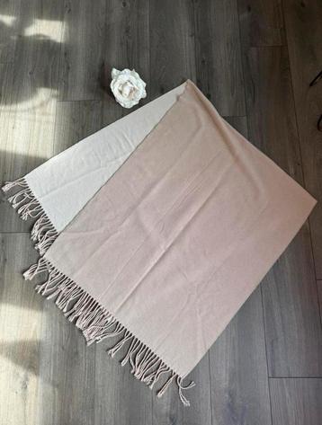 PRIMARK two-tone sjaal beige beschikbaar voor biedingen
