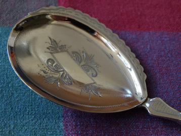 Zilveren schep, pasteischep uit 1900, gegraveerd, getorst beschikbaar voor biedingen