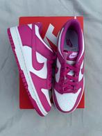 Nike Dunk Low Active Fuchsia - Maat 38.5, --, Nieuw, Ophalen of Verzenden, Sneakers of Gympen