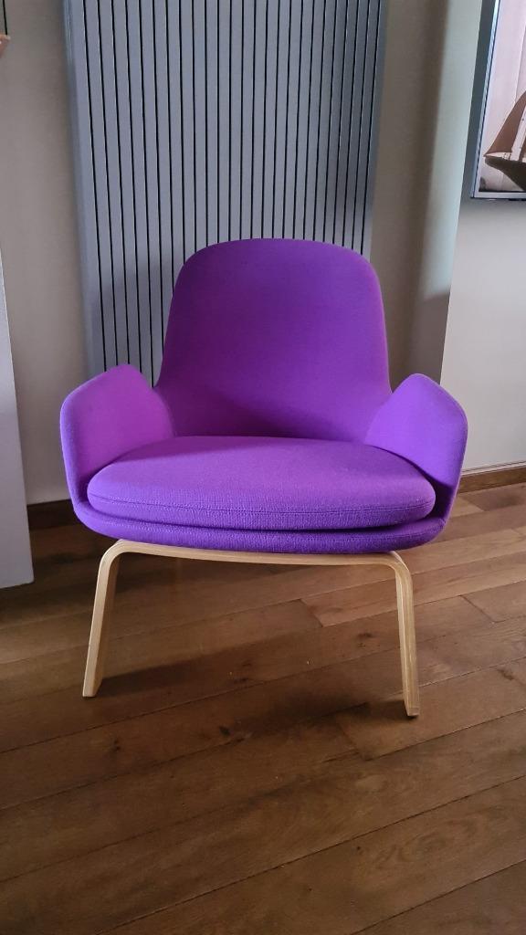 Normann Copenhagen Era Lounge Chair low, Simon Legald, Huis en Inrichting, Fauteuils, Nieuw, Hout, Stof, 50 tot 75 cm, 75 tot 100 cm
