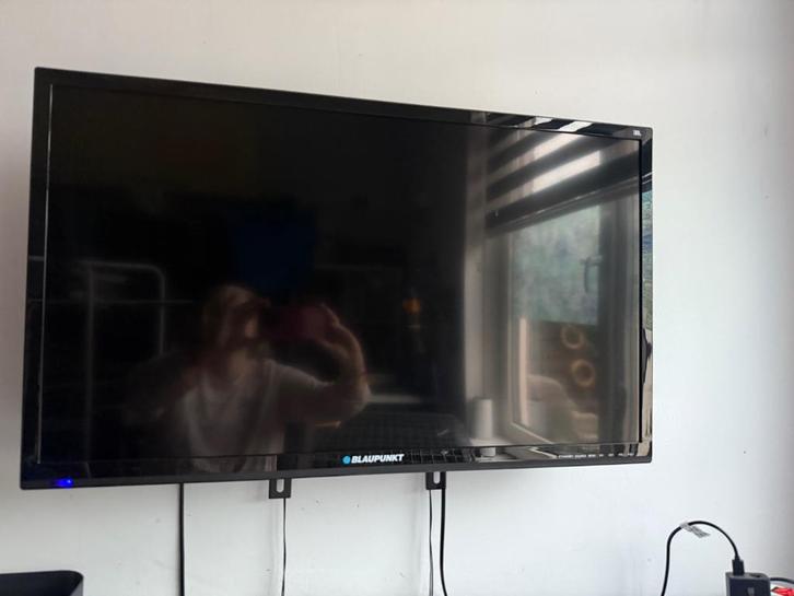 Led tv, Audio, Tv en Foto, Televisies, Zo goed als nieuw, LED, 60 tot 80 cm, HD Ready (720p), Overige merken, 50 Hz, Ophalen