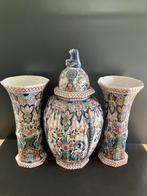 Makkum Tichelaar driedelig kaststel 495 (Reyshof), Antiek en Kunst, Ophalen of Verzenden