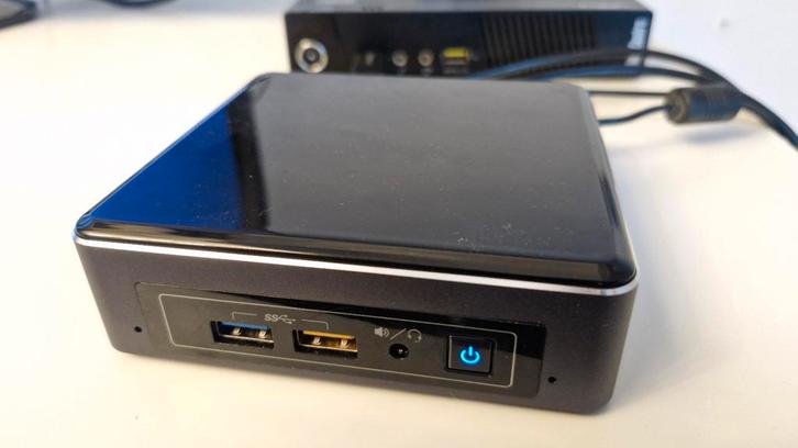 Intel NUC 7 - Mini PC - Windows 11 Pro, Computers en Software, Desktop Pc's, Refurbished, 3 tot 4 Ghz, SSD, 8 GB, Ophalen of Verzenden